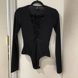 Simple cute black body suit!